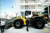 Liebherr L586 XPower na výstavě Bauma 2013 (ještě se starou kabinou)