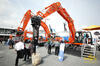Pásové rypadlo Doosan DX225LC-3 s kladivem Doosan DXB 170H