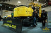 Pásové rypadlo New Holland E160C Blade Runner