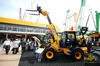 Teleskopický kolový nakladač JCB TM220