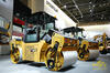 Tandemový válec Caterpillar CD44B