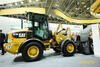 Kolový nakladač Caterpillar 907M