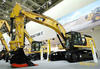 Pásové rypadlo Caterpillar 352F L XE (nové)