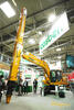 Pásové rypadlo Komatsu PC210NLC-6 s teleskopickou násadou Cosben