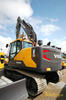 Pásové rypadlo Volvo EC140E.
