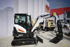 CZ - Bobcat pásové minirypadlo E27