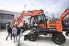 Kolové rypadlo Doosan DX140W-5