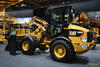Kolový nakladač Caterpillar 908M