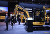 Pásové minirypadlo Caterpillar 303.5E CR s kladivem B4S