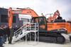 Pásové rypadlo Doosan DX300LC-7