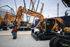 Pásové rypadlo Hyundai HX145LCR se skalní frézou Rockwheel Cutter D15