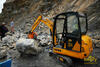 Pásové minirypadlo JCB 8014 s pilou Echidna