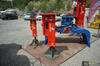 Hydraulické příslušenství Renomag, v popředí kladivo Renomag XR330