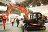 Pásové midirypadlo Kubota KX080-3α GL s kladivem Kubota KM 455