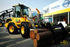 Kolový nakladač Volvo L30G s kleštěmi na kulatinu Kame-VM