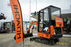 Pásové minirypadlo Hitachi ZX19-5A CR s otevřenou kapotou