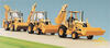Řada prvních rypadlonakladačů Caterpillar - v popředí 416, uprostřed 426 a vzadu 428