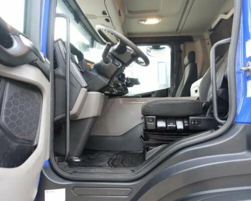 Scania P370 + HMF 2620 K6
