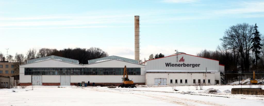 Pohled na výrobní halu Wienerberger v Kuníně