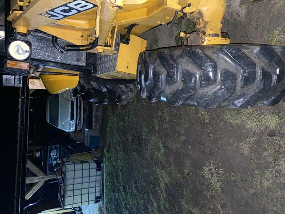 JCB 2CX