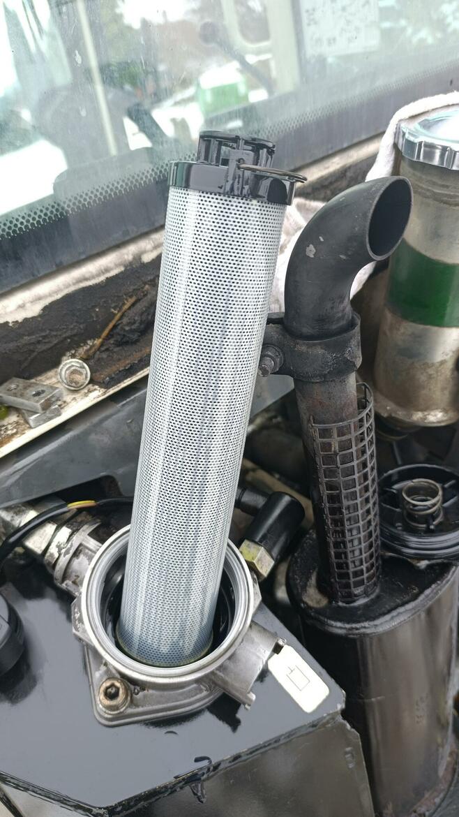 Terex tc16 čidlo tlaku hydraulického oleje 