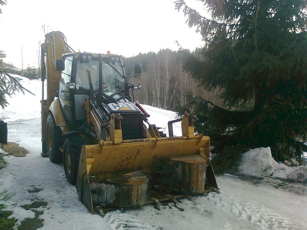 CAT 428E2