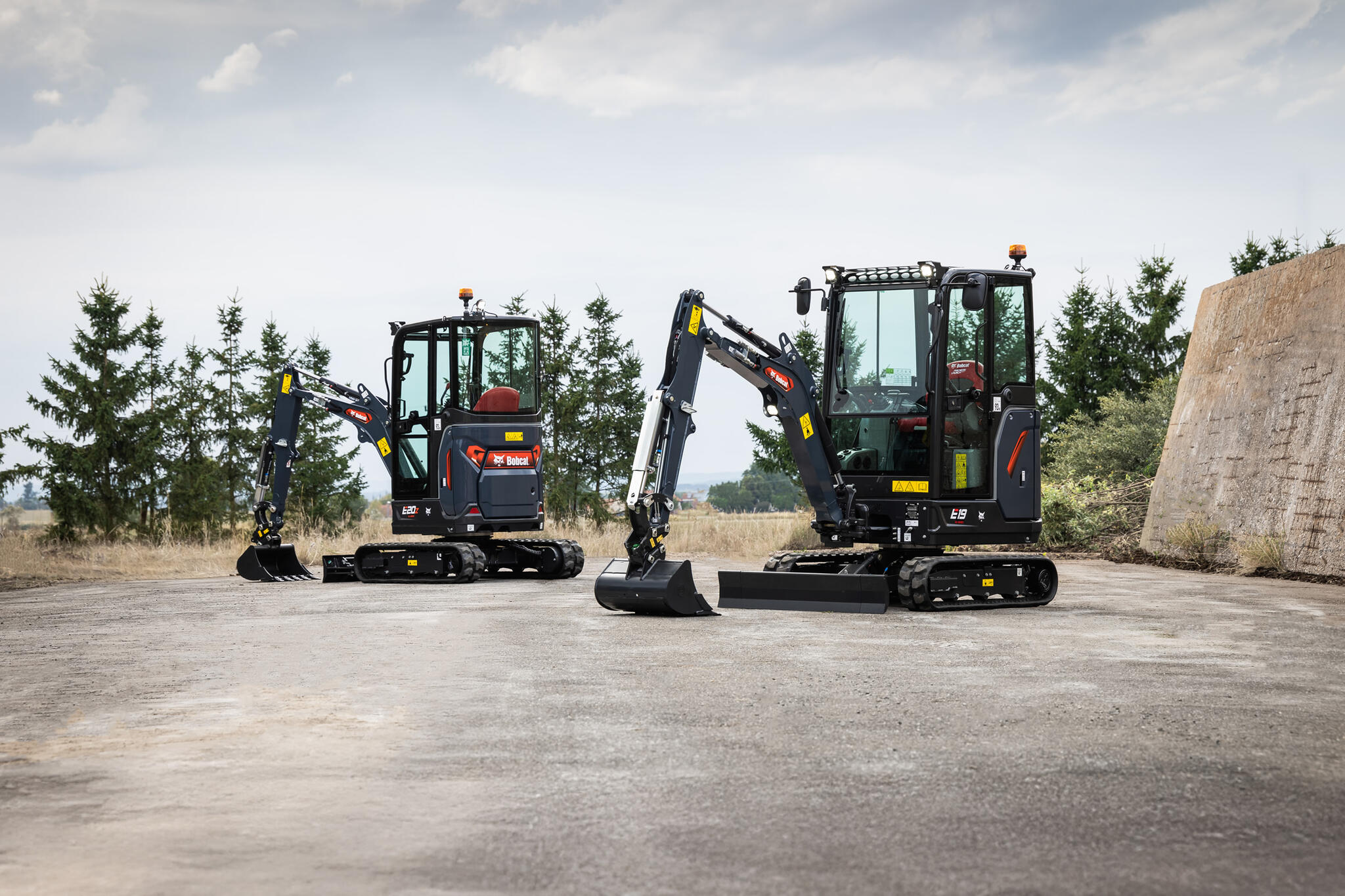 Bobcat 1-2t Mini Excavator Premiere Launch Edition