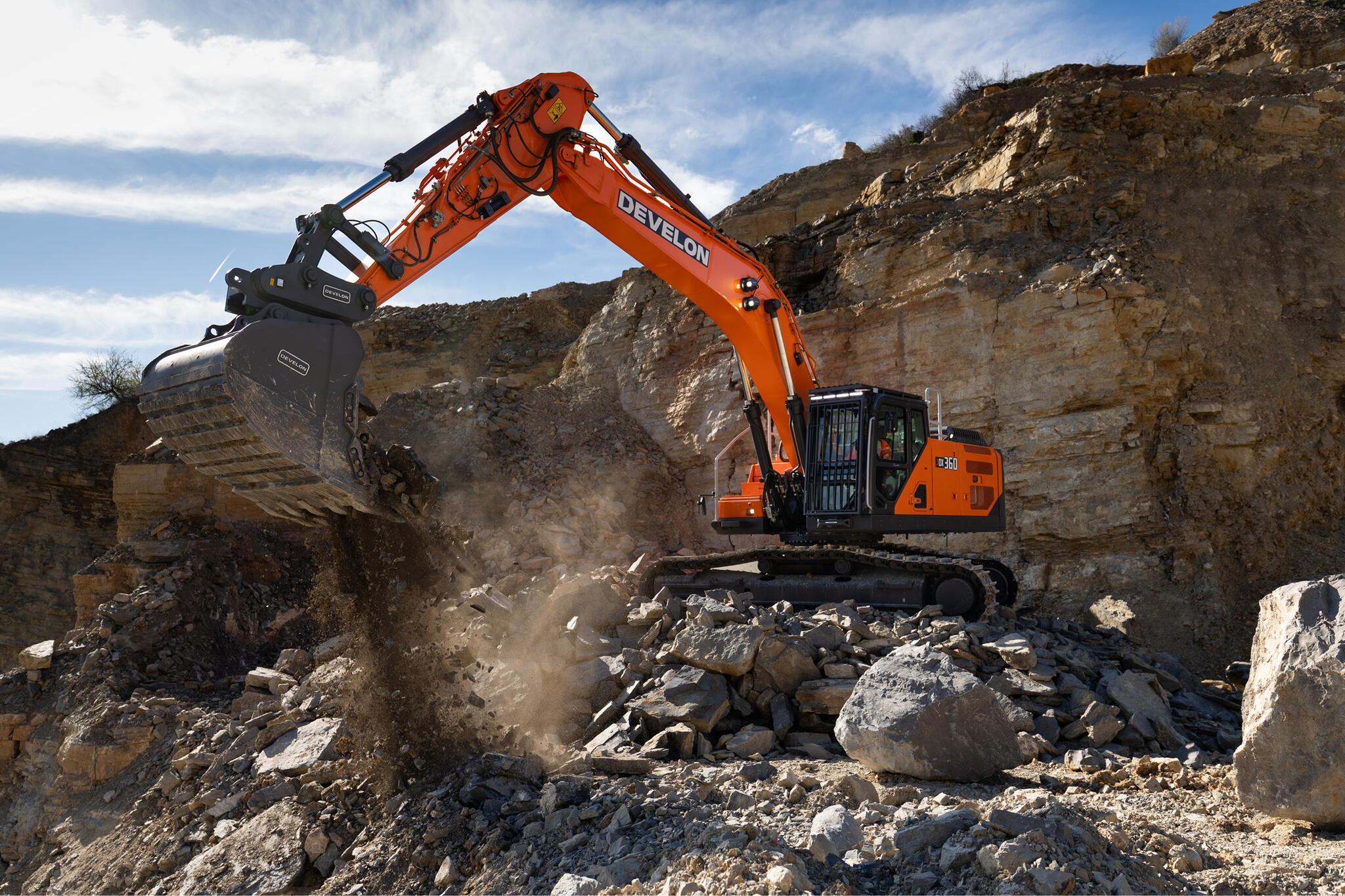 Develon DX360LC-9