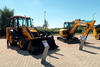 Rypadlonakladač JCB 3CX AEC a pásové rypadlo JCB 65R-1