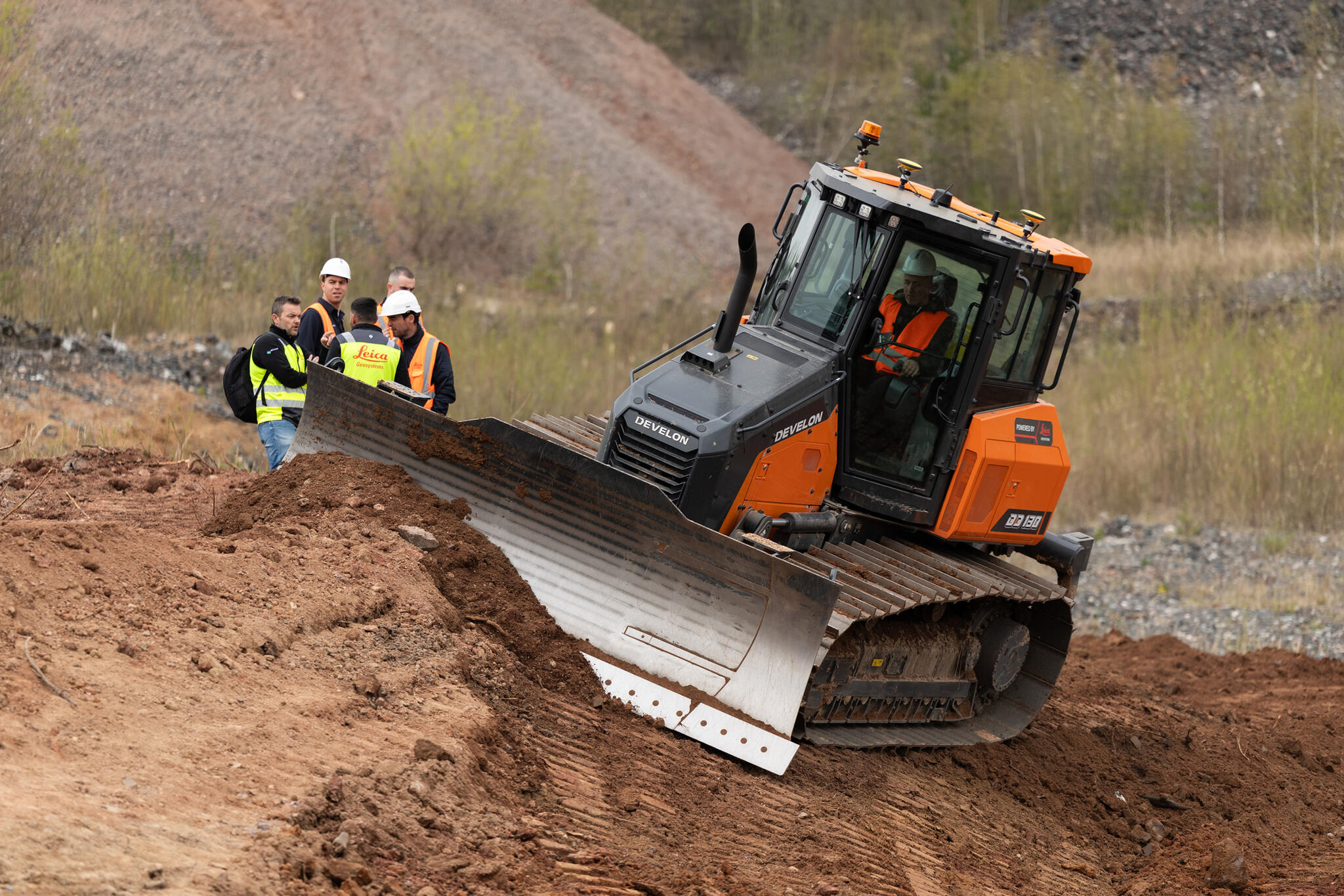 Dozer Develon DD130