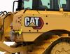 Nové logo Caterpillar na stroji