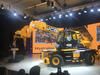 Teleskopický manipulátor s otočnou nástavbou JCB Hydraload 555-210R