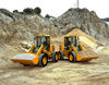 Nová řada nakladačů JCB 411 a 416 s kabinou na zadní části podvozku (1994)