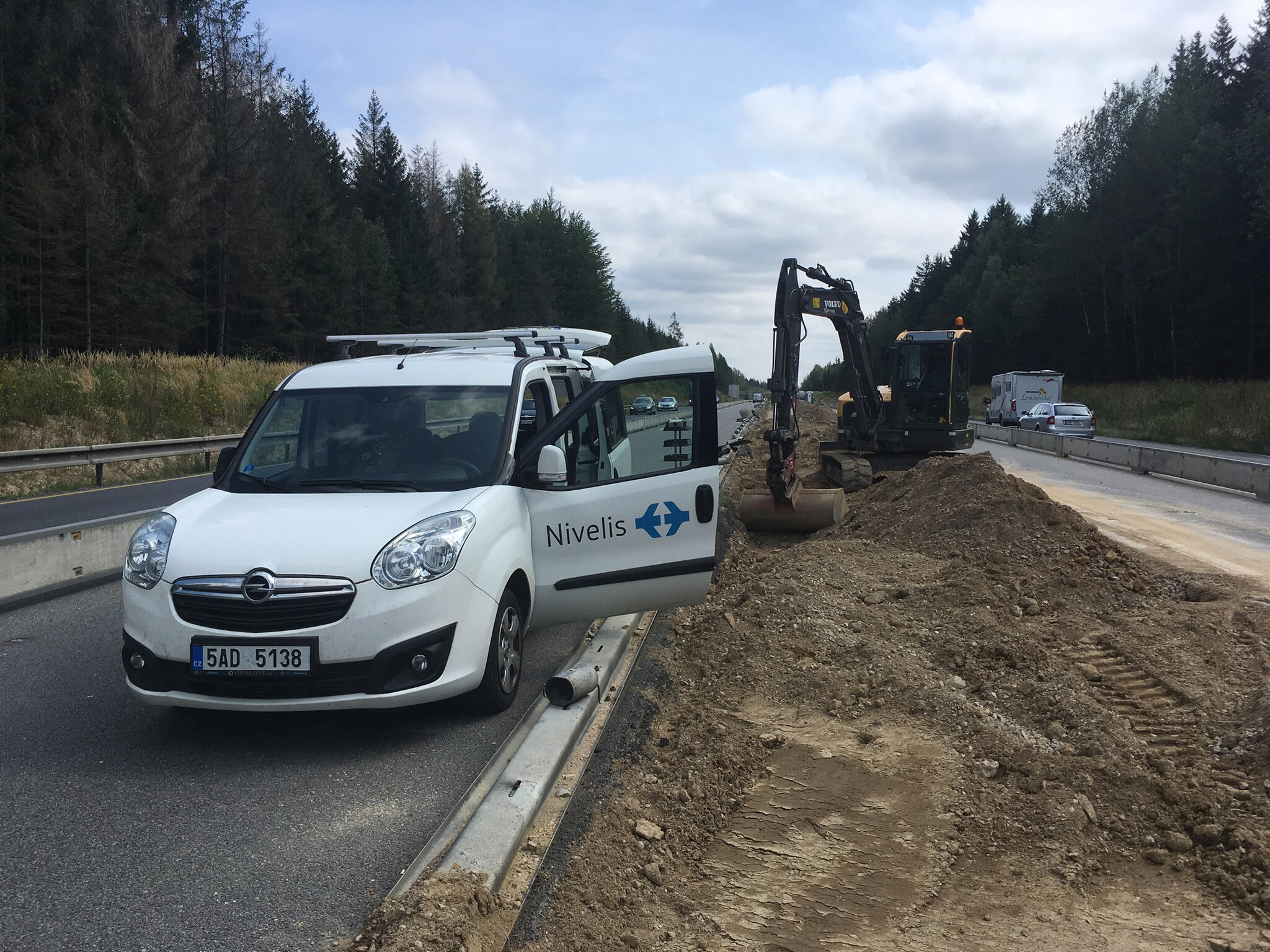 Systém iDig Touch 2D na modernizaci dálnice D1